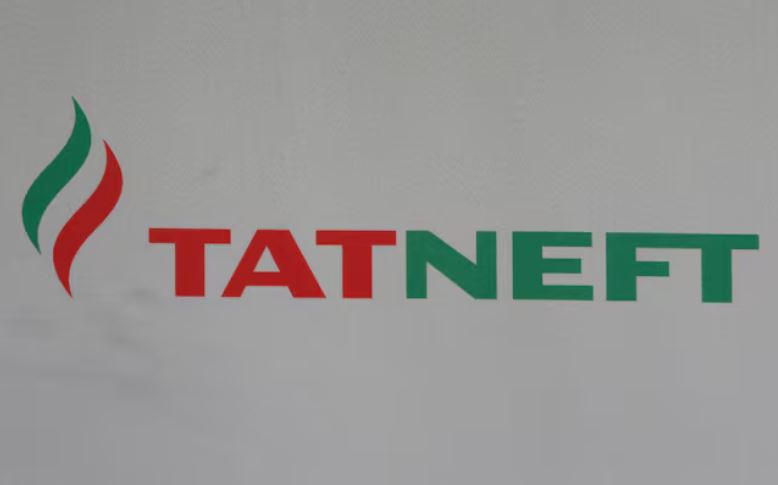 UK imposes more sanctions on Russia’s oil firms